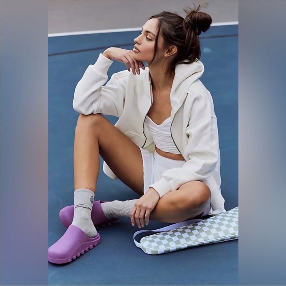 Free People Movement Halftime lavender Slip-On Clog Mules